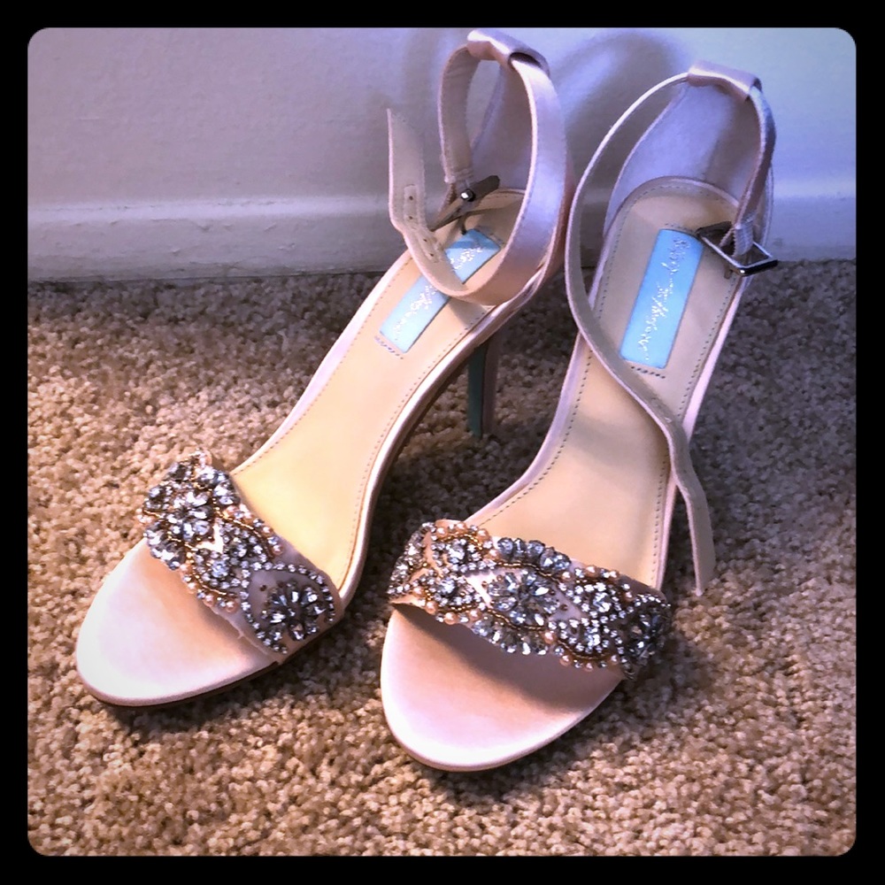 Betsy Johnson Champagne Heels